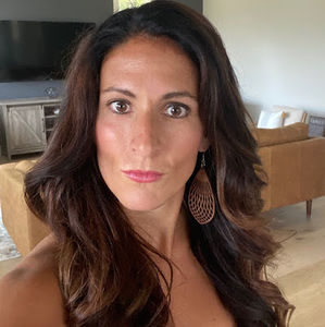 Meet your Posher, Kasandra